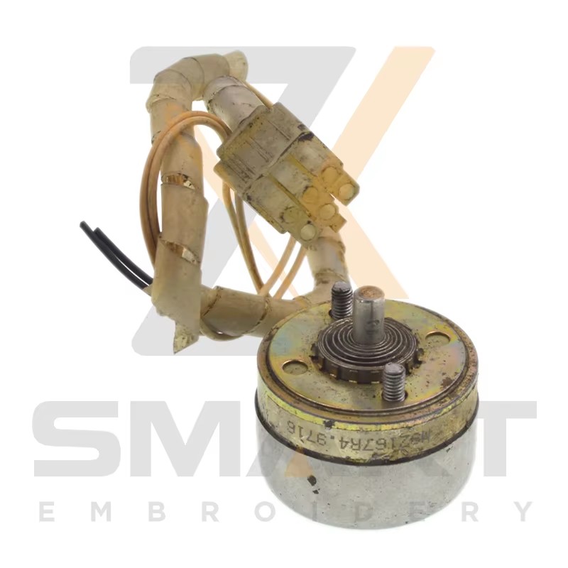 Izmantoti oriģinālie Barudan apšuvuma mašīnas daļas A9056031 A9056048 Rotary Solenoid C0103BD01-U